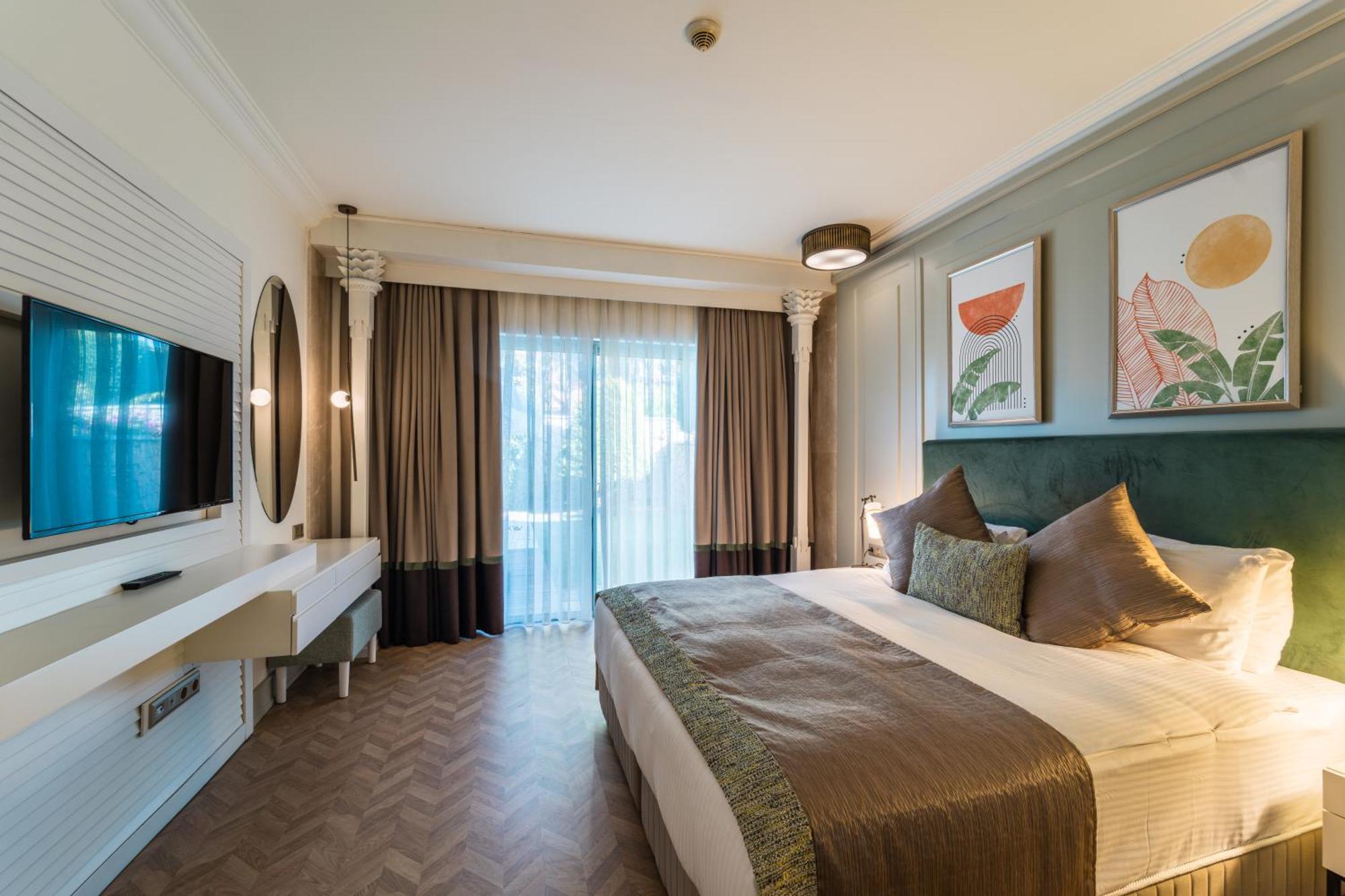 Otel Ic Palace & 5*