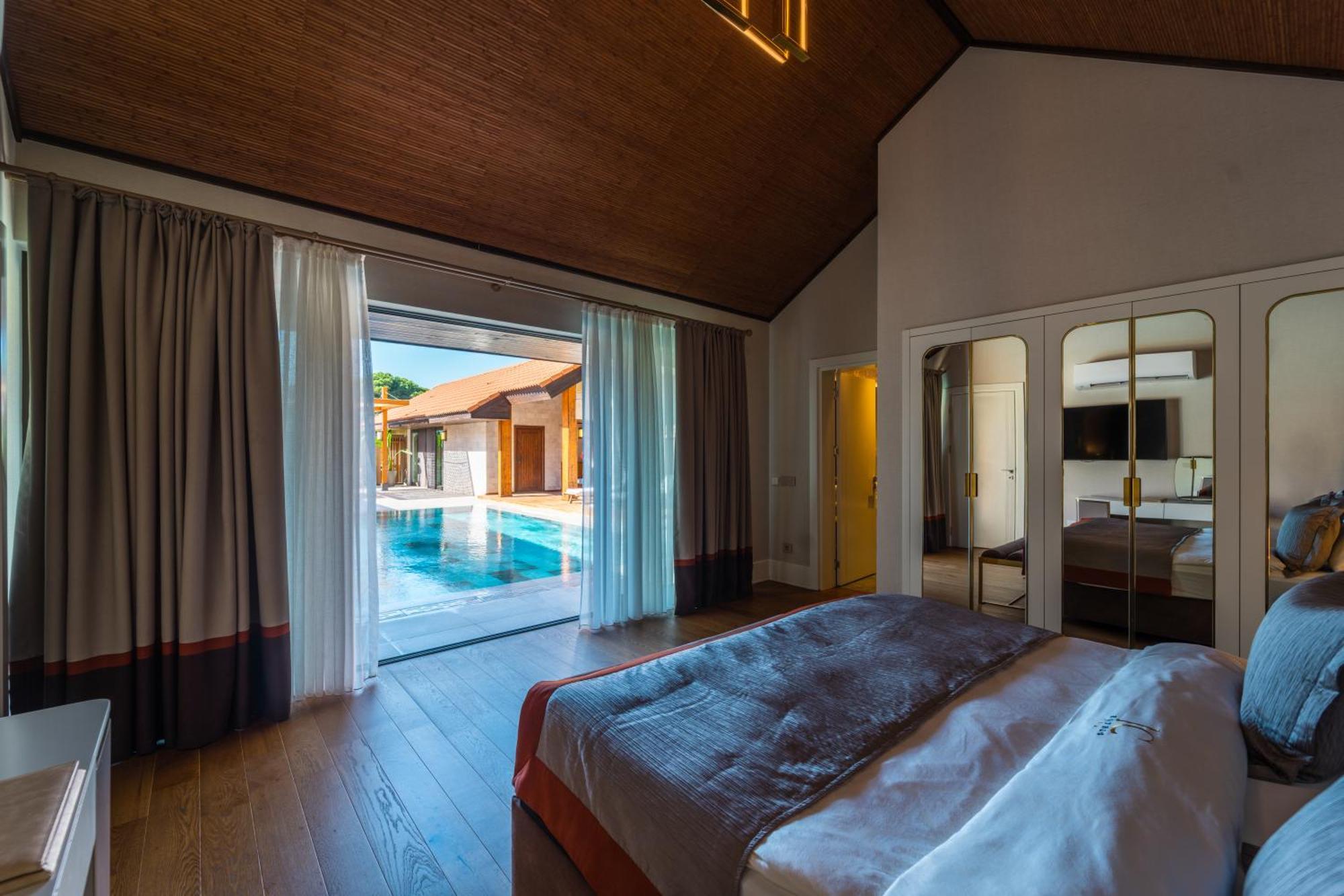Ic Palace & Otel 5*